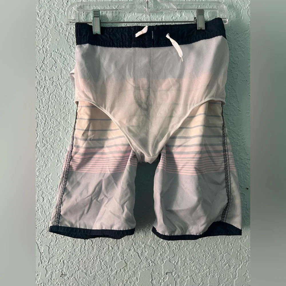 Old Navy fly faux